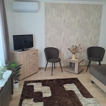 Katarina Apartman Hajdúszoboszló Esterno foto